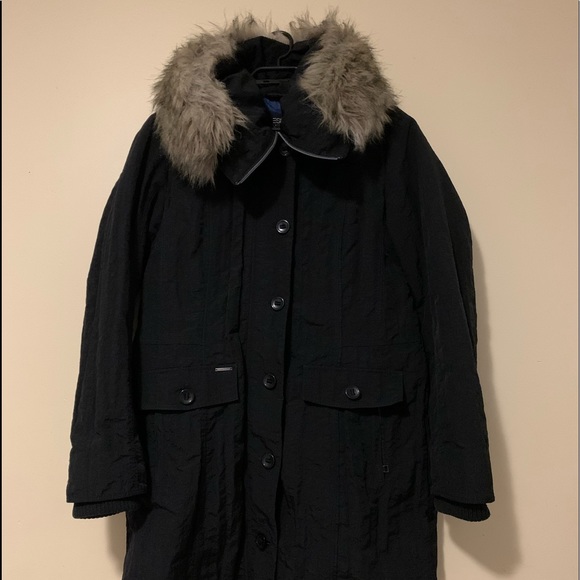 Esprit Luxury Outerwear Collection - Picture 1 of 15